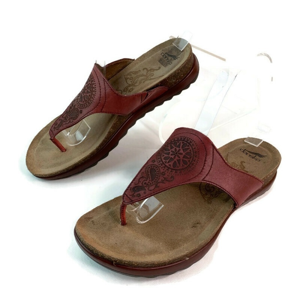 Dansko Burgundy T Strap Thong Comfort Sandal sz 37